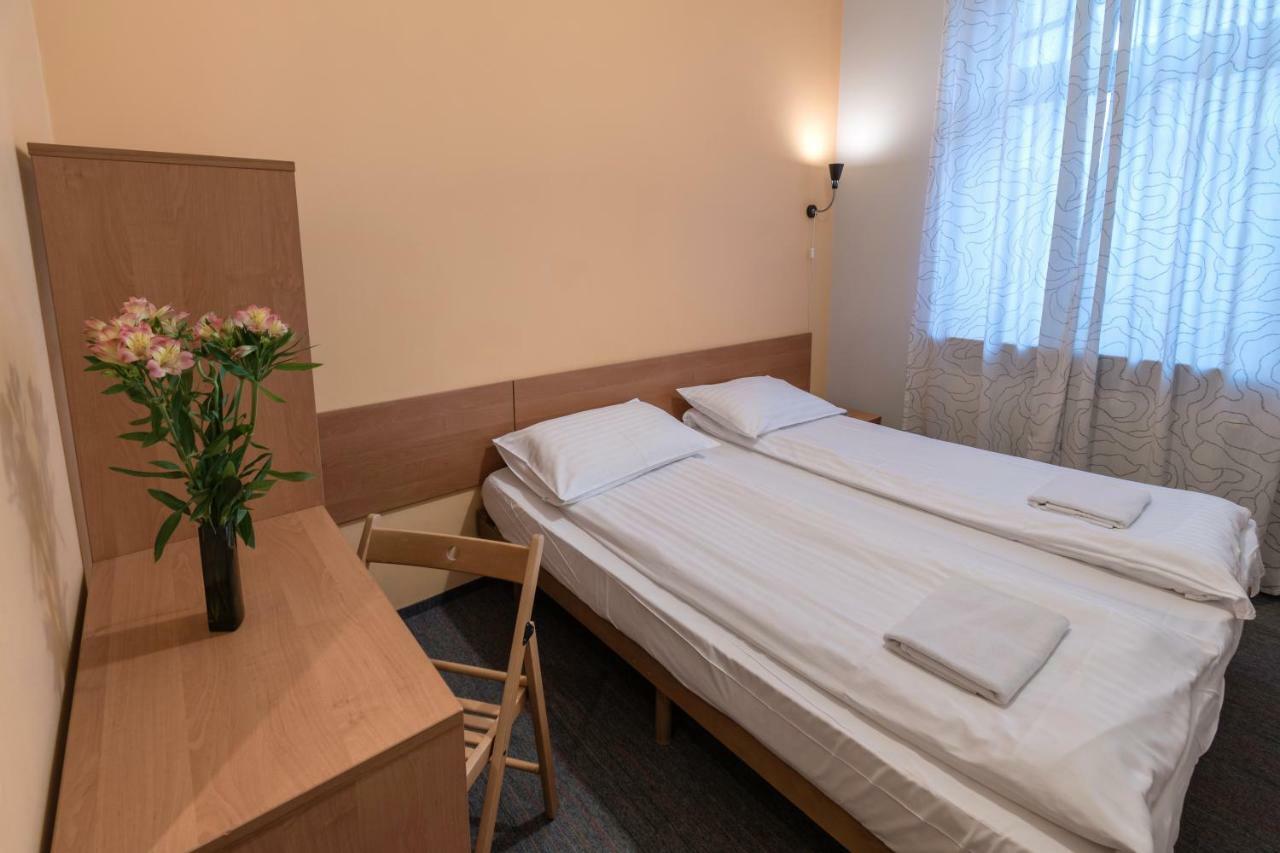 Bed & Breakfast Hill 2*